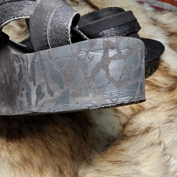 Metal Mulisha Platform Sandals - Picture 8 of 10